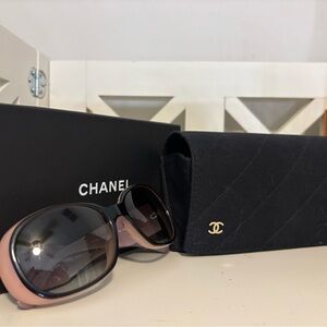 CHANEL Sunglasses with Black Frame and Pink Accents